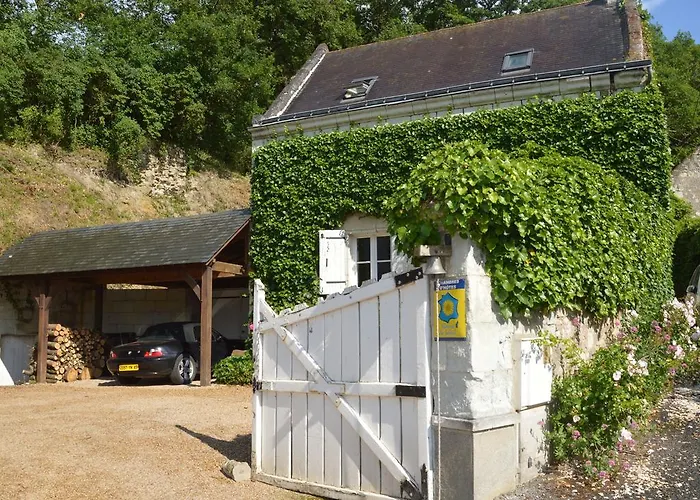 De Montecler Chenehutte-Treves-Cunault